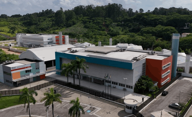 Etec Antônio Furlan abre inscrições para contratação de docentes em diversas áreas