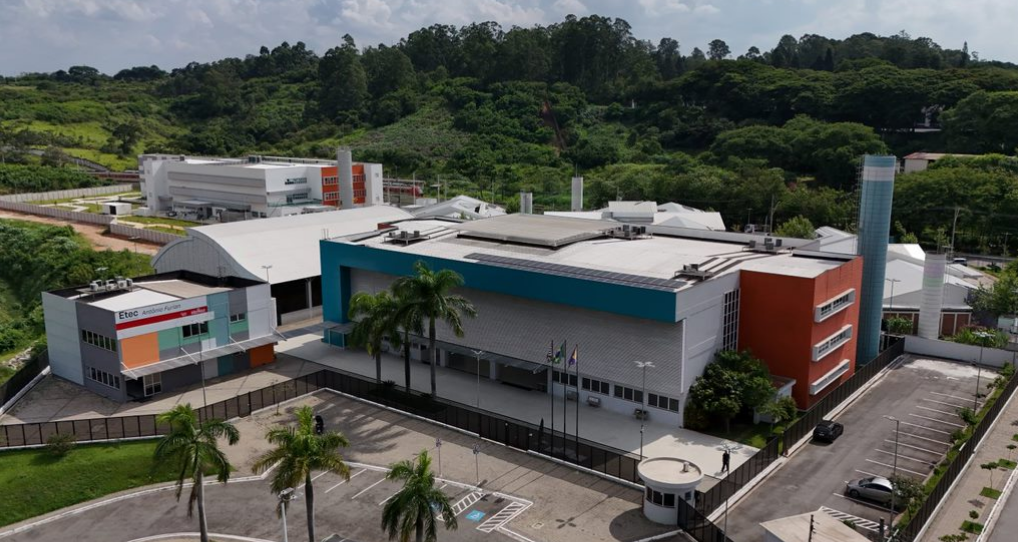 Etec Antônio Furlan abre inscrições para contratação de docentes em diversas áreas 
