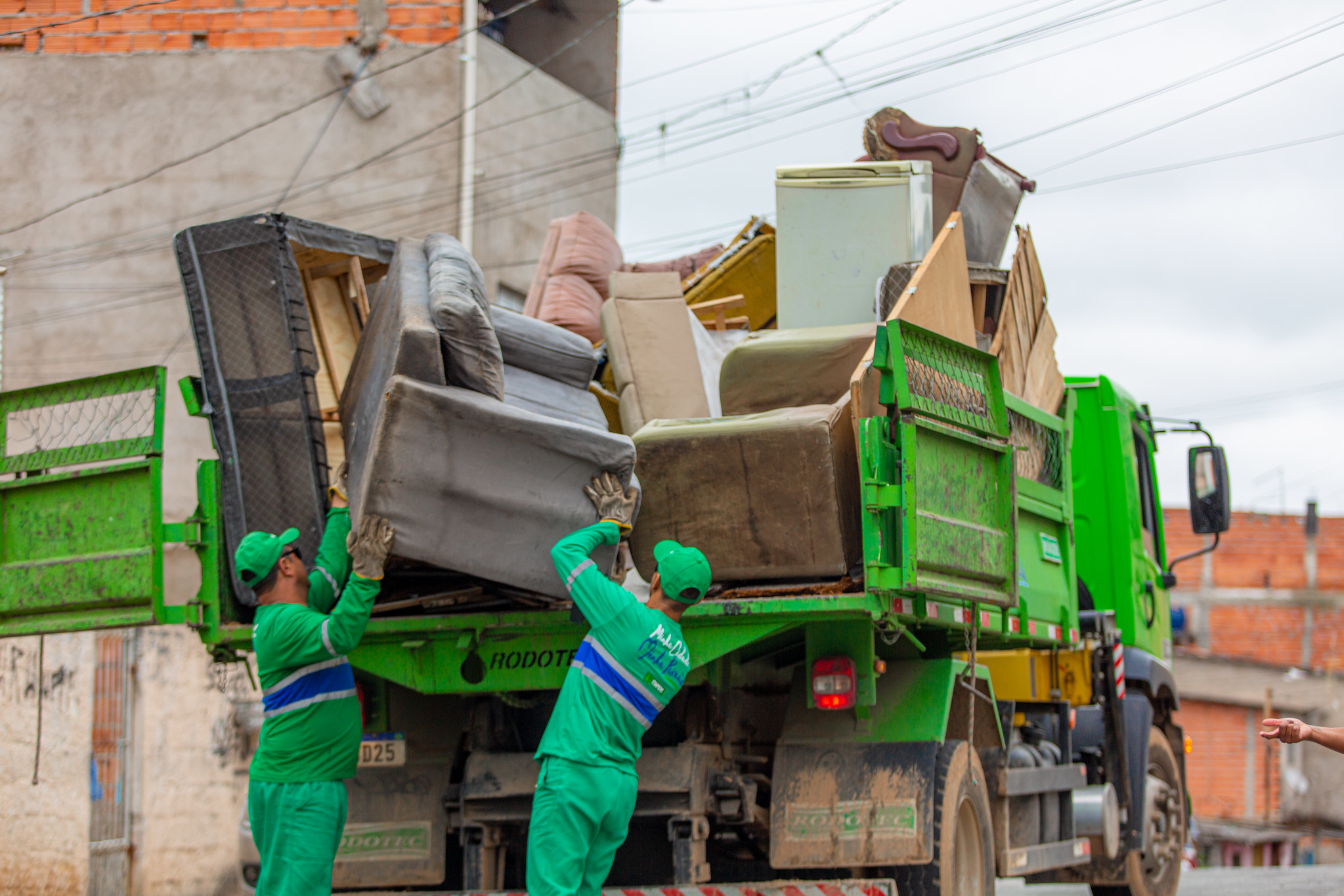 Coleta de lixo de Itapevi lidera ranking de satisfação na região