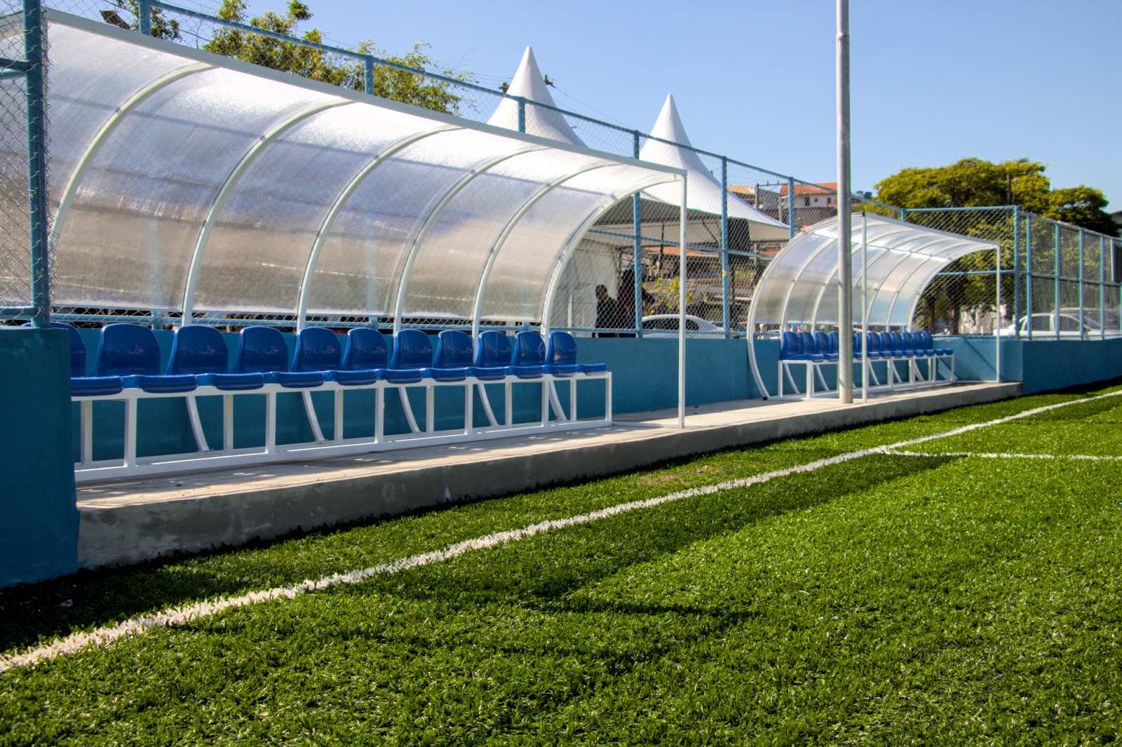 Região do Estela Mari ganhou uma arena de futebol com grama sintética