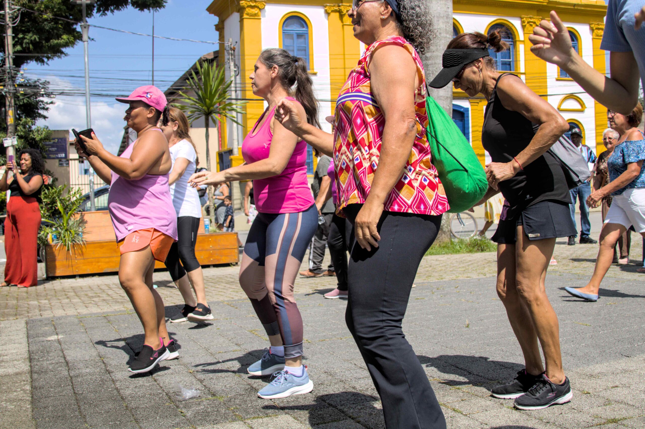 Sábado (5/07) acontece mais uma edição do Projeto ‘Movimente-se, Cotia