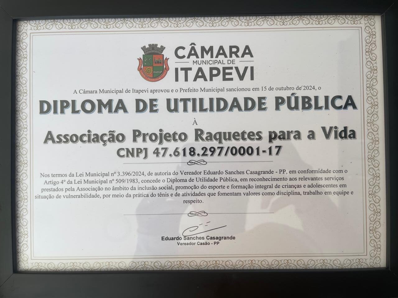 Projeto Raquetes para a Vida recebe Diploma de Titulo de Entidade Pública Municipal da Câmara Municipal de Itapevi pelo impacto social na cidade