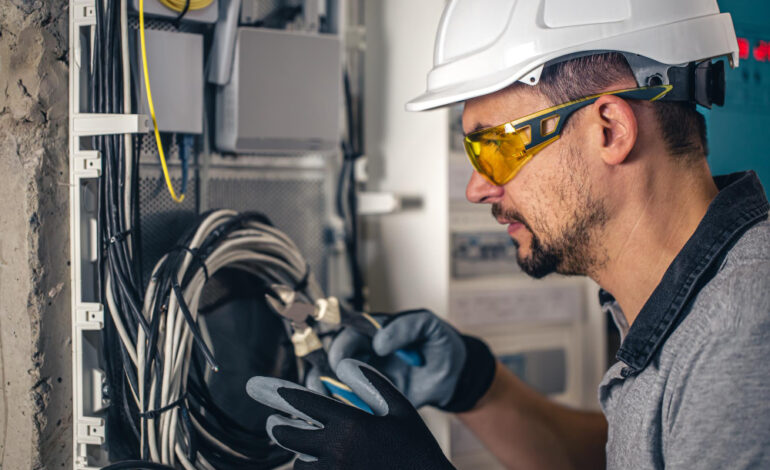 Inscrições abertas para curso gratuito de Eletricista Instalador Residencial