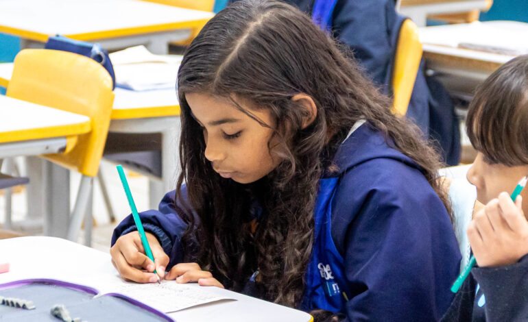 Aulas na rede municipal de Itapevi retornaram nesta segunda-feira (28)