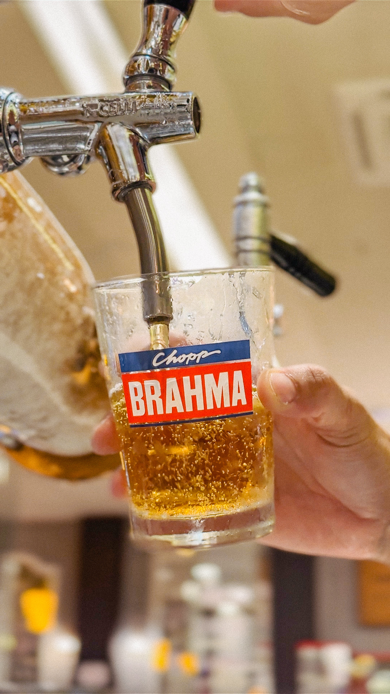 Semana tem samba, sertanejo e tributo a Phil Collins no Bar Brahma Granja Viana