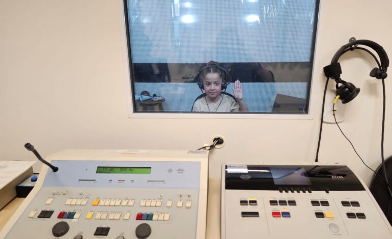 Barueri amplia triagem auditiva em alunos com tecnologia e agilidade 