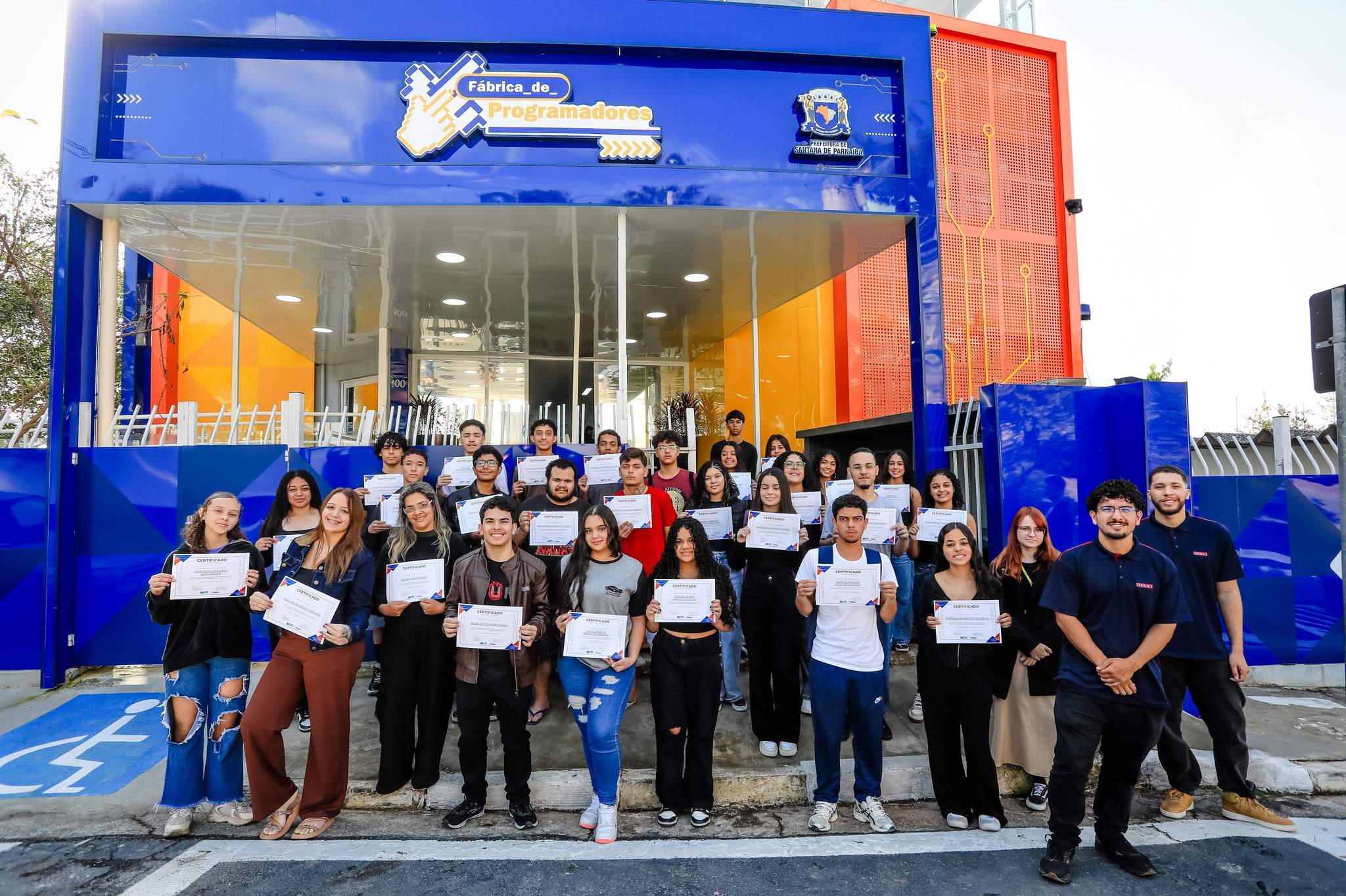 Fábrica de Programadores de Santana de Parnaíba encerra cursos de férias de Marketing Digital e Excel 