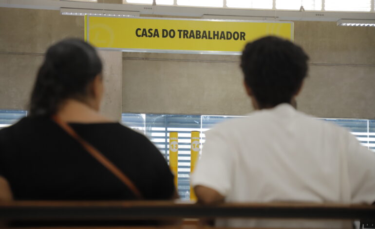 Casa do Trabalhador oferece 27 novas vagas de emprego nesta semana 