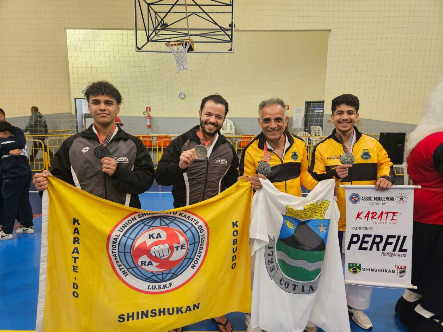 Delegação de Cotia encerra participação nos Jogos Regionais 2025 com um saldo de 11 medalhas