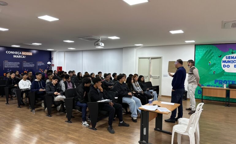 Estagiários da Prefeitura participam de palestra sobre empreendedorismo