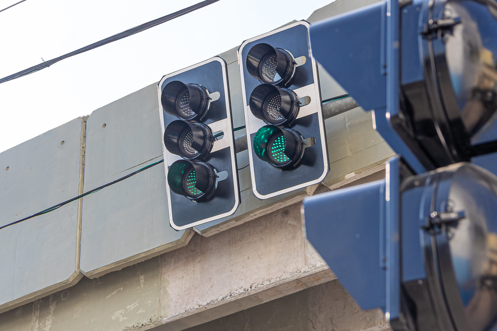 Itapevi instala primeiro semáforo sonoro para ampliar acessibilidade na região central