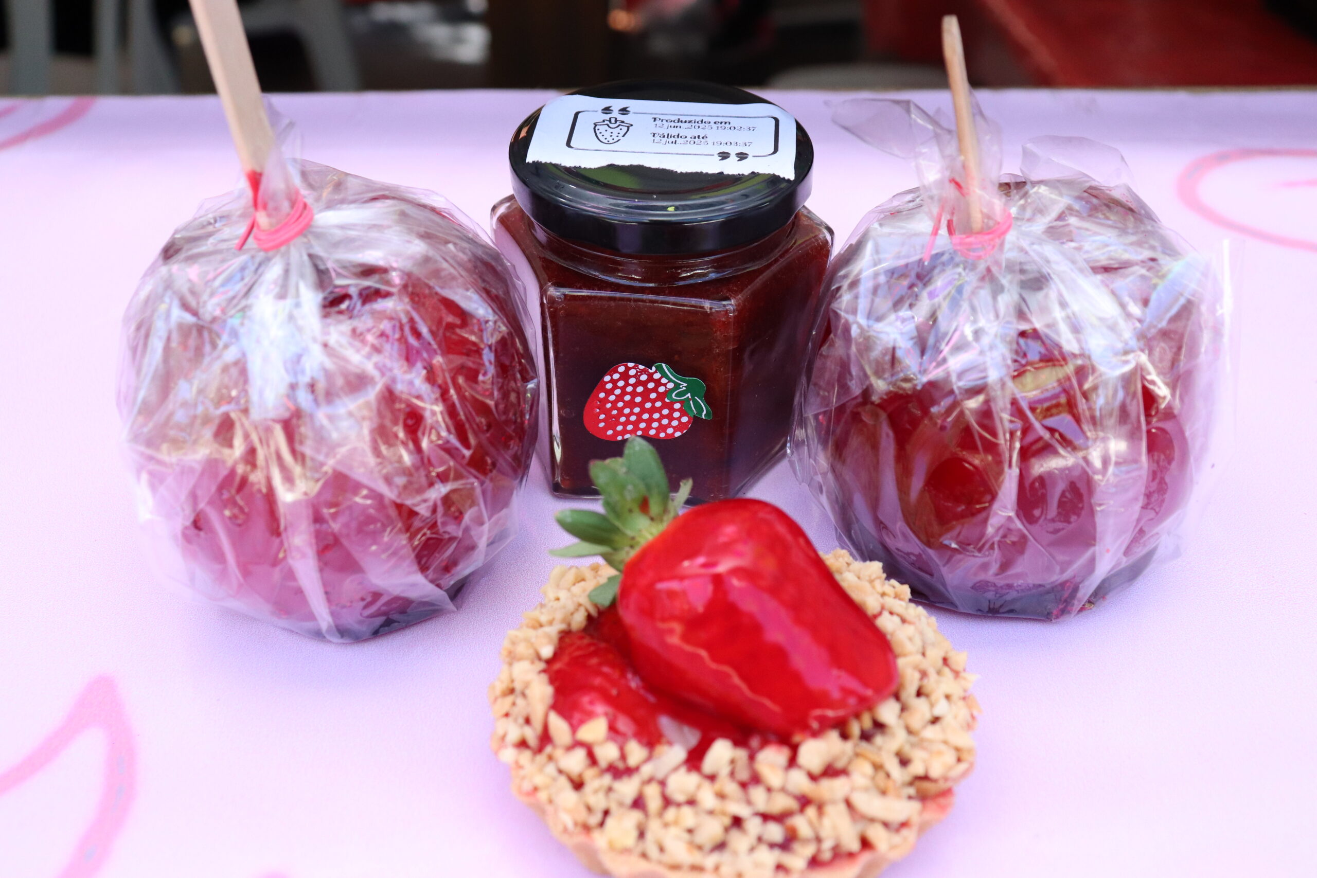 Festival do Morango ,em Itapevi, que acontecerá de 15 a 17 de Agosto, das 12h às 22h, no Parque da Cidade