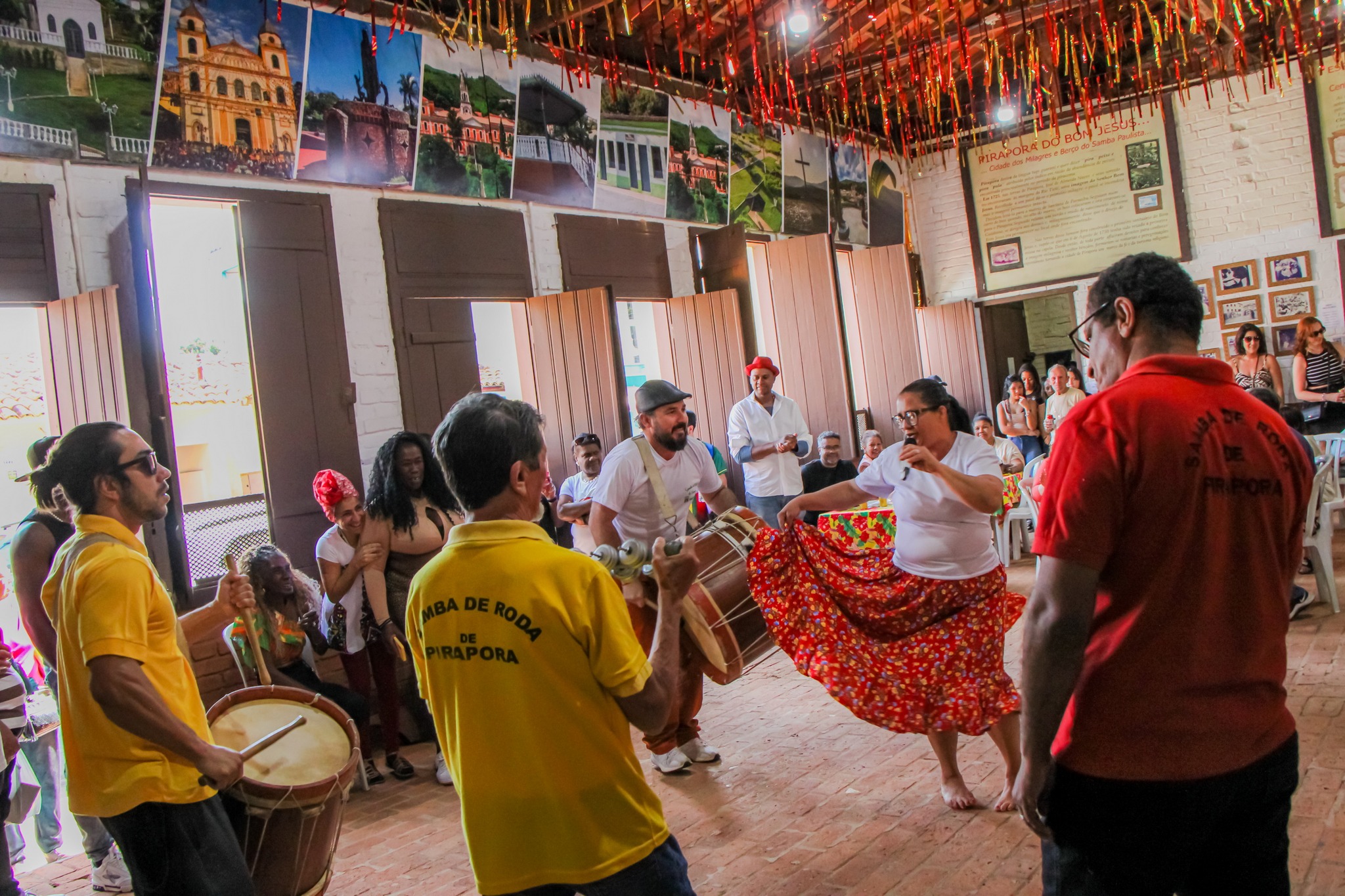 CASA DO SAMBA DE PIRAPORA DO BOM JESUS TEM NOVA PROGRAMAÇÃO NESTE DOMINGO