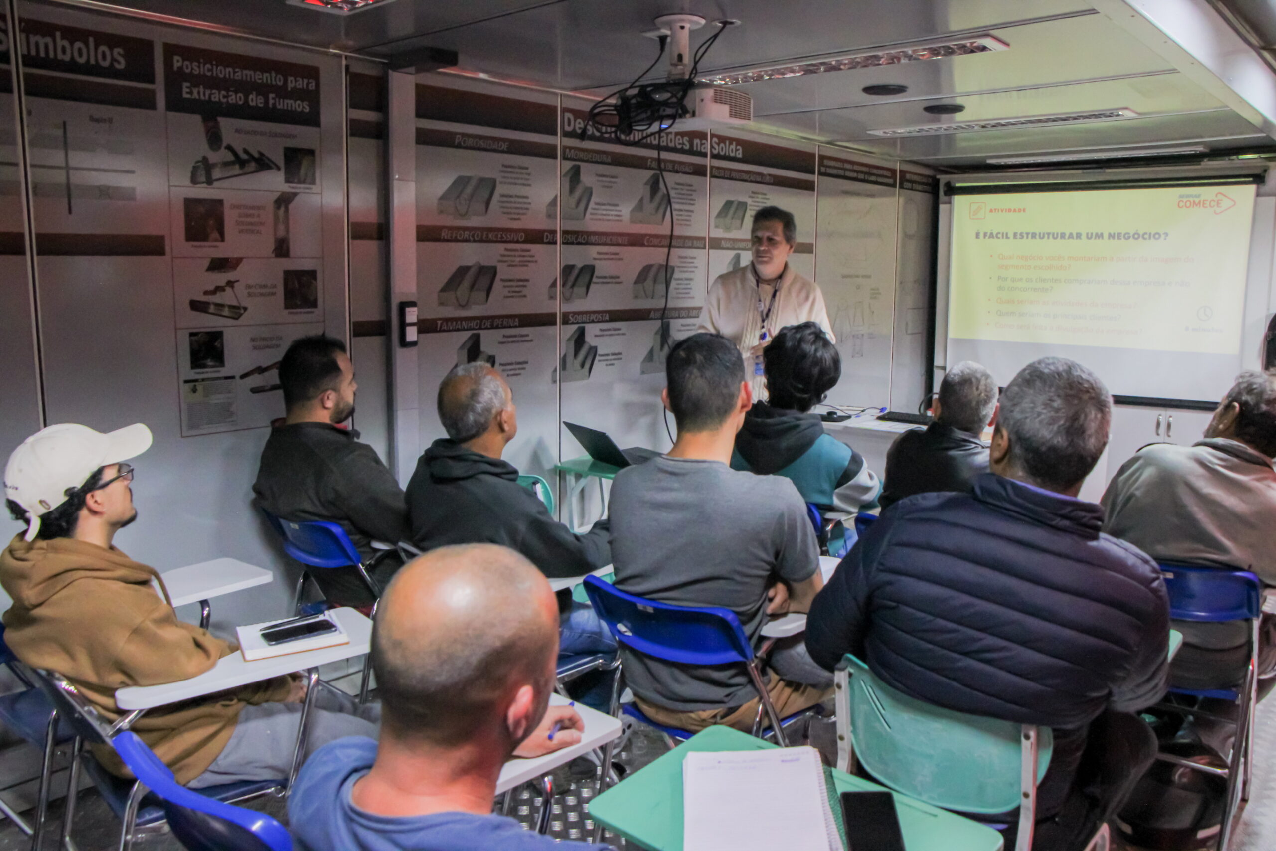 PIRAPORA DO BOM JESUS OFERECE CURSO DE TÉCNICAS DE SERRALHEIRA EM AÇO E ALUMÍNIO