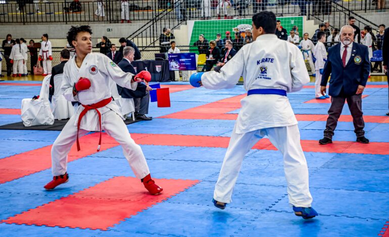 Santana de Parnaíba é vice-campeã do 3º Torneio da Federação Paulista de Karatê/ACAK   
