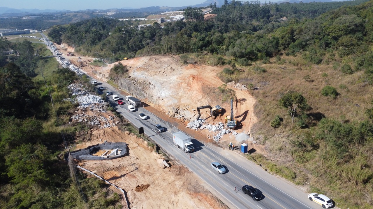ViaOeste: Rodovia Lívio Tagliassachi (SPA-053) terá novo bloqueio total para desmonte de rochasAção acontece nos dias 05 e 07 de agosto, na altura do km 1 da rodovia