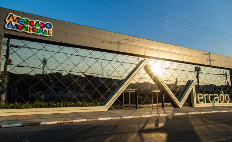 Mercadão Municipal de Itapevi abre as portas com sucesso de público