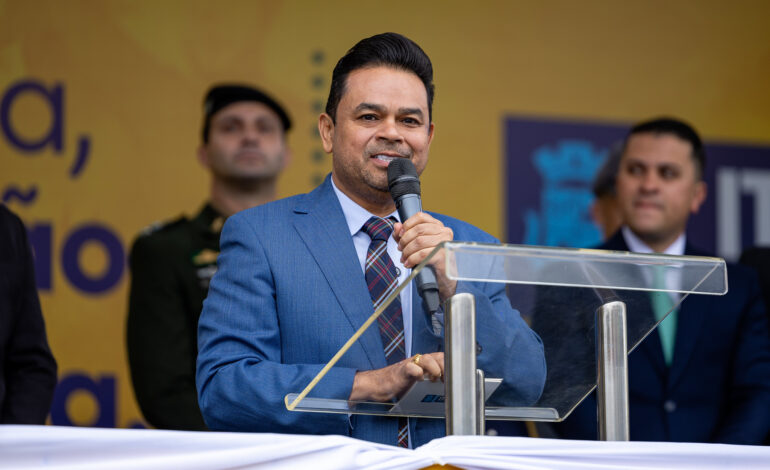 Teco promove desfile Cívico de 7 de Setembro com público de 10 mil pessoas