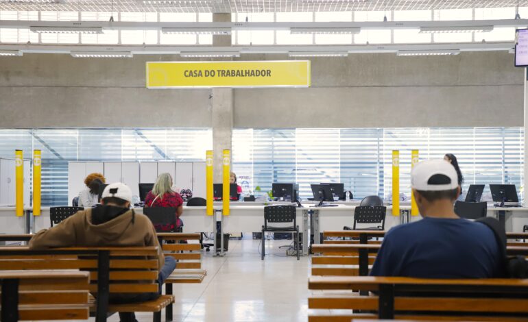 Barueri oferece em média 1.500 vagas por mês e impulsiona geração de empregos 