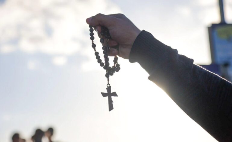 Prefeitura de Itapevi realiza missas e oferece transporte gratuito para cemitérios no Dia de Finados