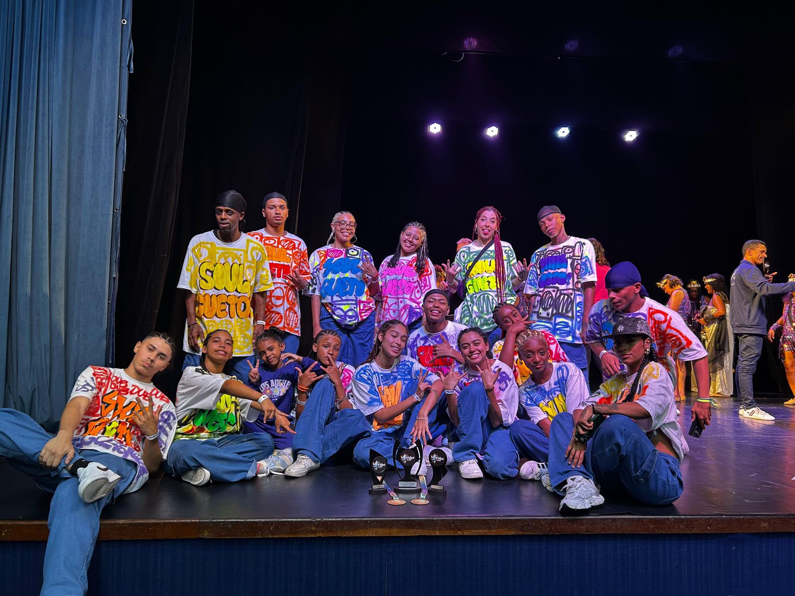 Hip Hop de Itapevi vence prêmios no Petipá Fest Dance e garante vaga em final internacional