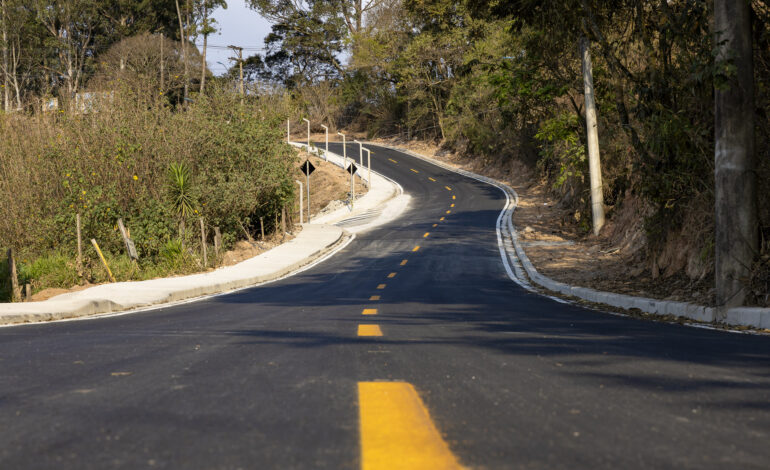 Teco entrega mais 4 quilômetros de pavimentação