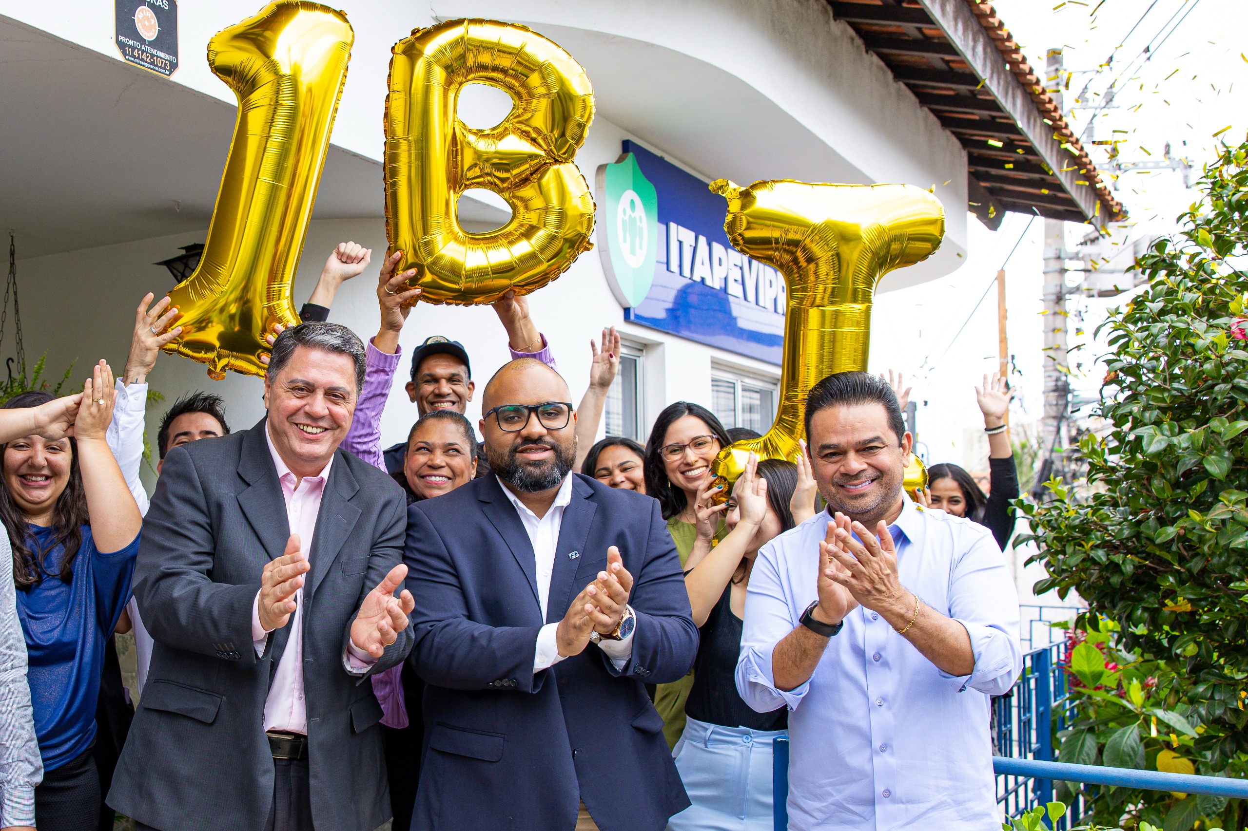 Prefeito Teco celebra ItapeviPrev com R$ 1 bilhão em patrimônio