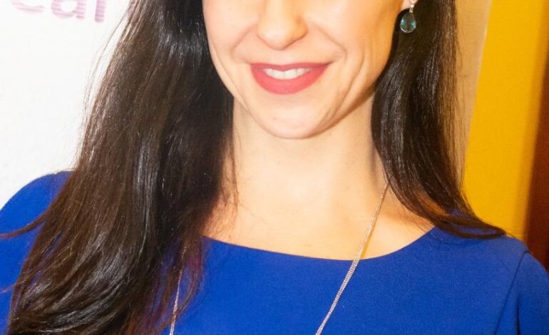 Psiquiatra Daniela Bordini fala sobre inclusão de pessoas autistas no mercado de trabalho no Conexão COG, dia 04.10, em Alphaville