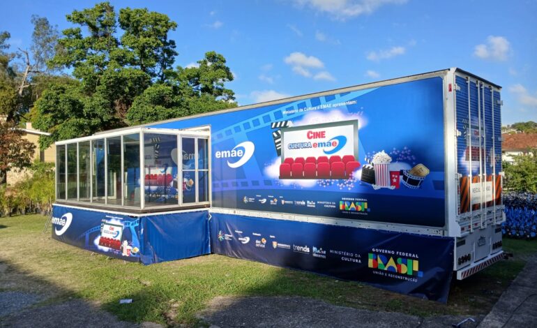 PIRAPORA DO BOM JESUS RECEBE CARRETA DO CINE CULTURA EMAE