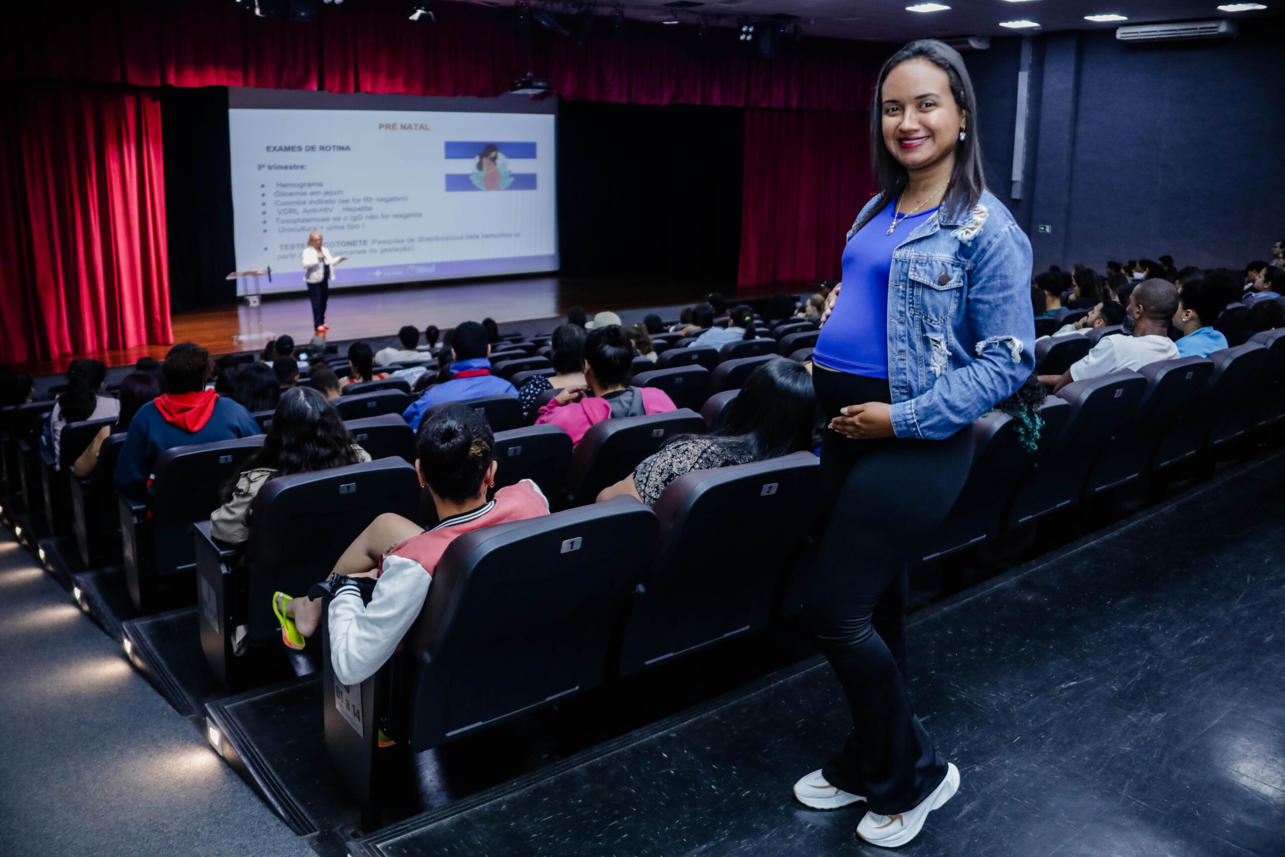 Mãe Parnaibana orienta cerca de 200 gestantes em palestra na Arena de Eventos