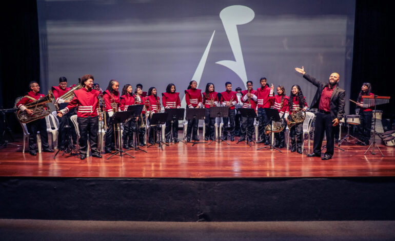 3º Concerto Anual do Programa Música nas Escolas emociona o público em Santana de Parnaíba