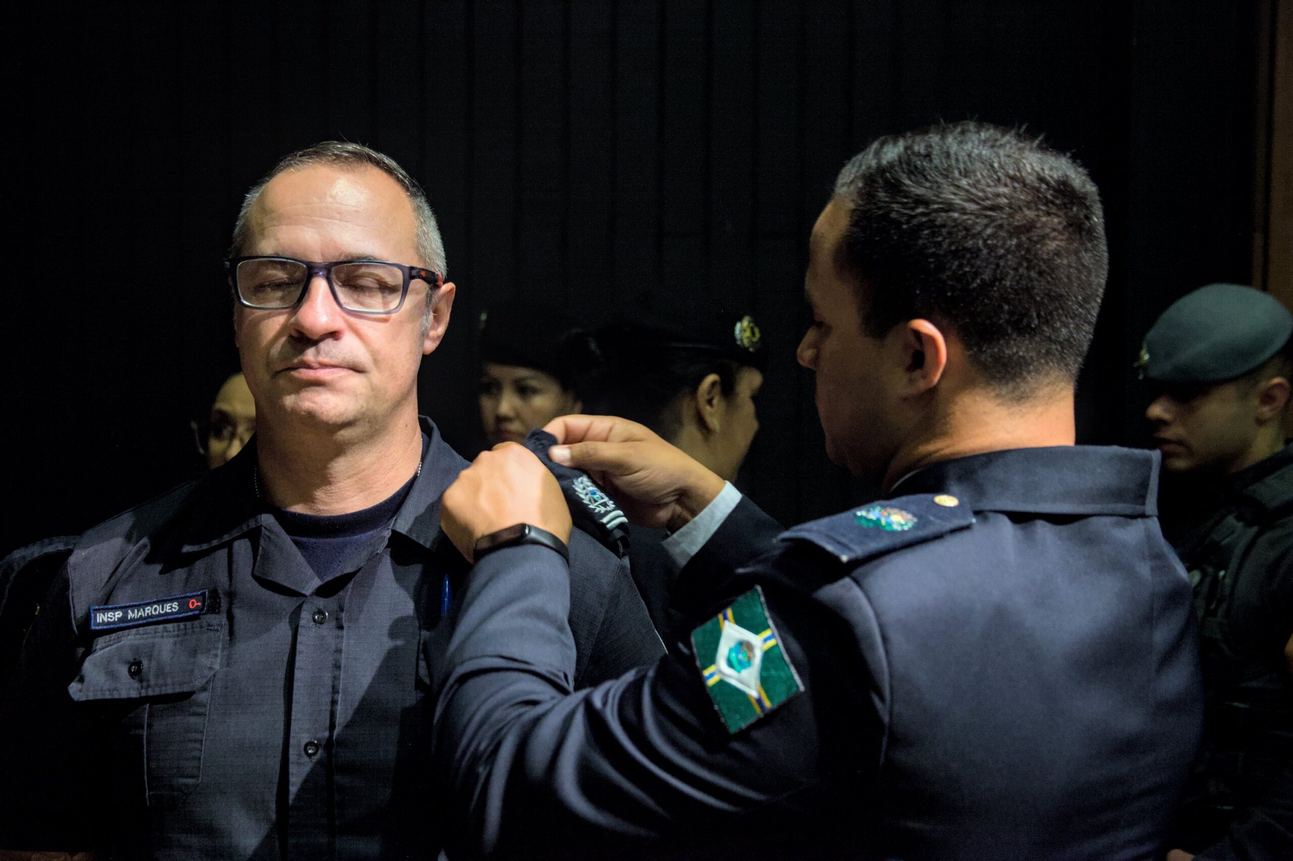 Guardas Civis Municipais de Cotia recebem novas insígnias de promoção