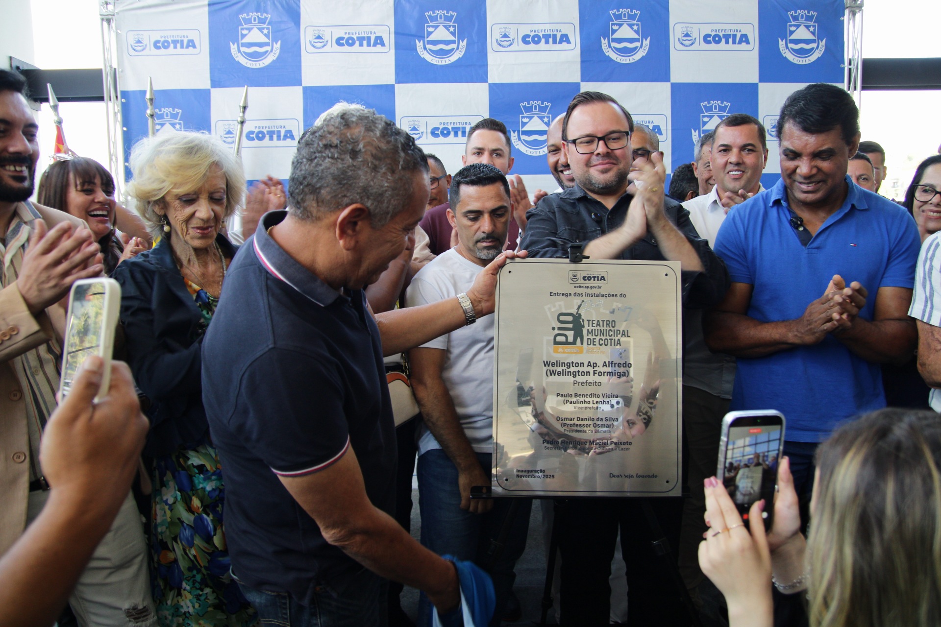 Inaugurado o Teatro Municipal Antônio Pio: emoção, memória e futuro no mesmo palco