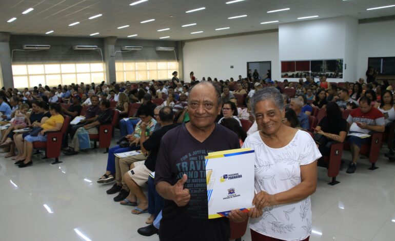 Prefeitura de Santana de Parnaíba entrega 1,5 mil escrituras e lidera ranking de regularização fundiária na Grande SP