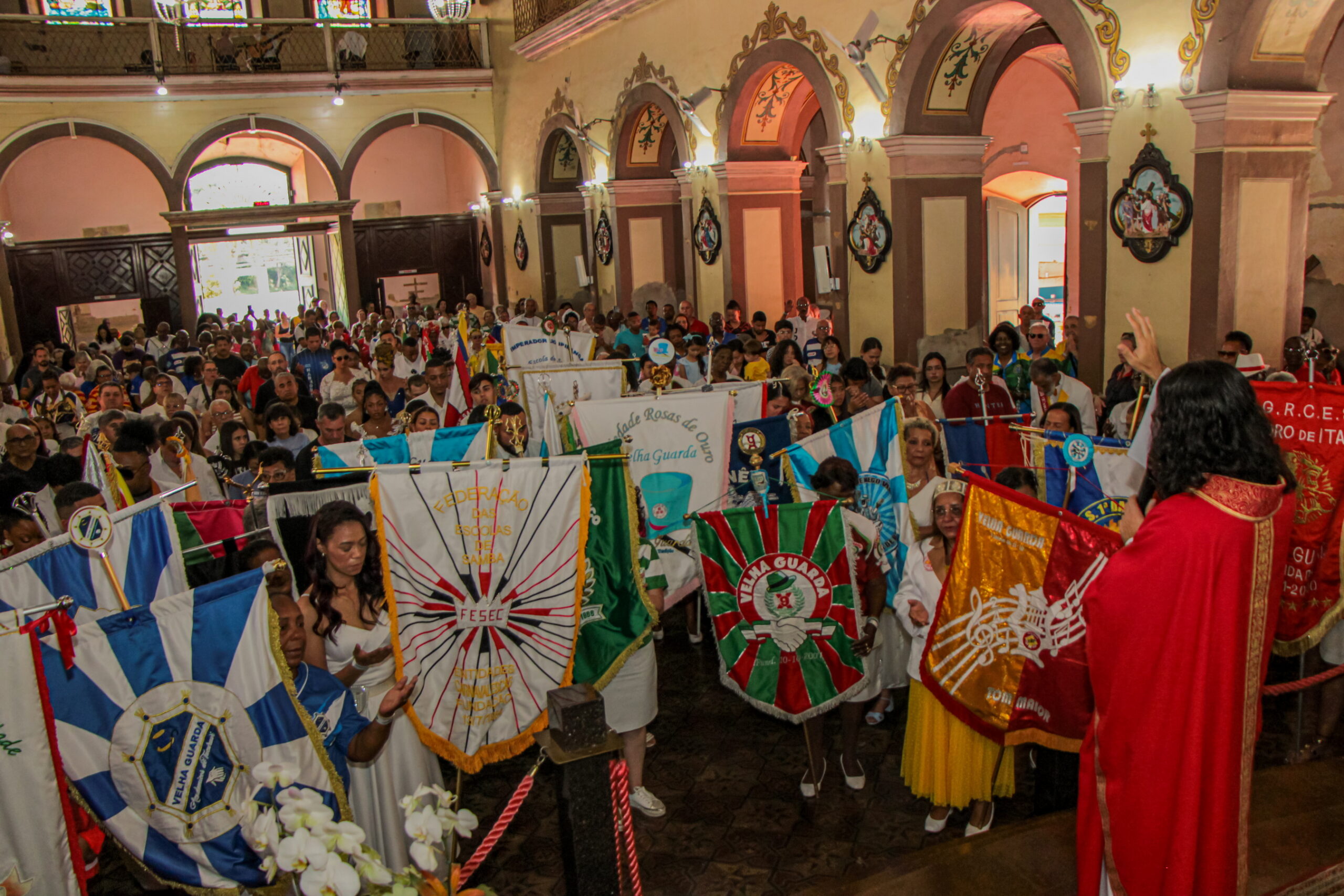 PIRAPORA DO BOM JESUS CELEBRA MOMENTO ÚNICO QUE REMEMORA O SAMBA PAULISTA “DE VOLTA AO BERÇO”, COM LIGA DAS ESCOLAS DE SAMBA E A VELHA GUARDA DE SÃO PAULO