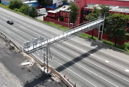 Novos pedágios Free Flow começam a operar neste sábado (1º) no Lote Litoral