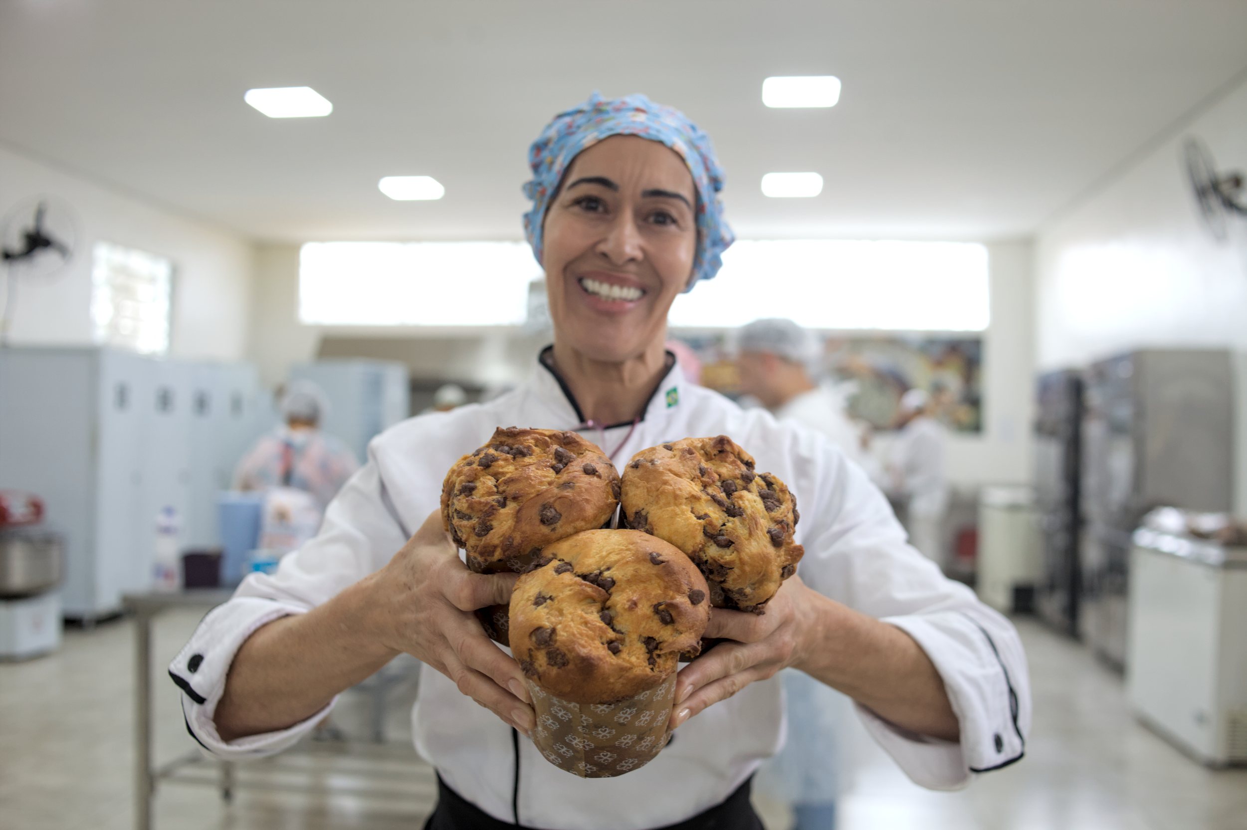 Cotia abre novas inscrições para o curso de Fabricação de Panetones e Doces Natalinos