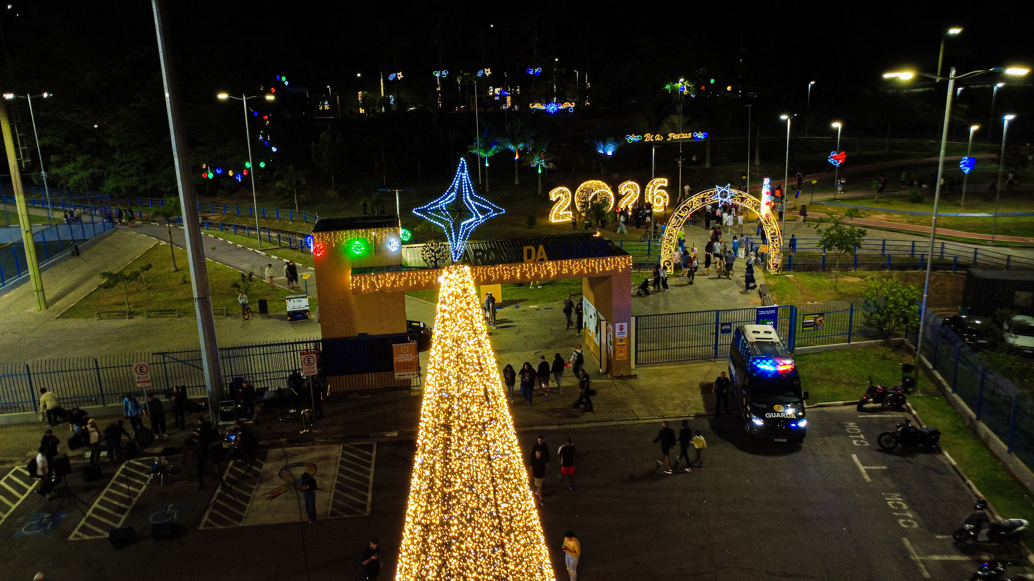 Veja o que abre e fecha em Itapevi nos feriados de Natal e Ano Novo