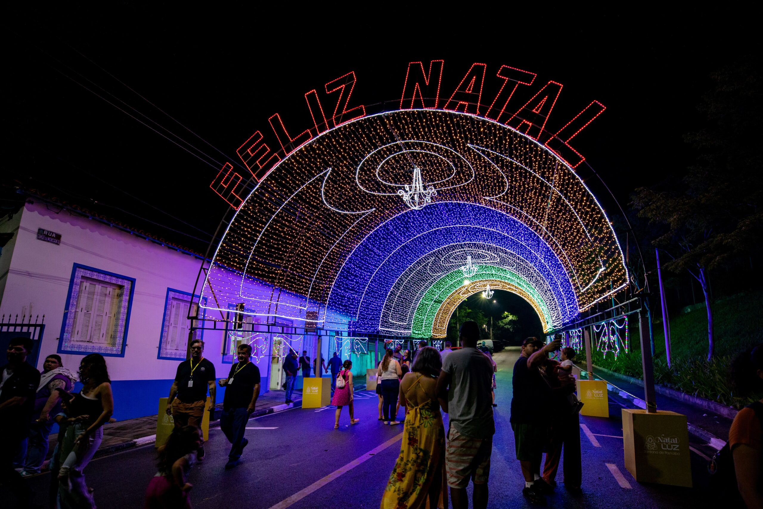 Abertura do Natal de Luz 2025 acontece na próxima sexta-feira em Santana de Parnaíba (5/12)
