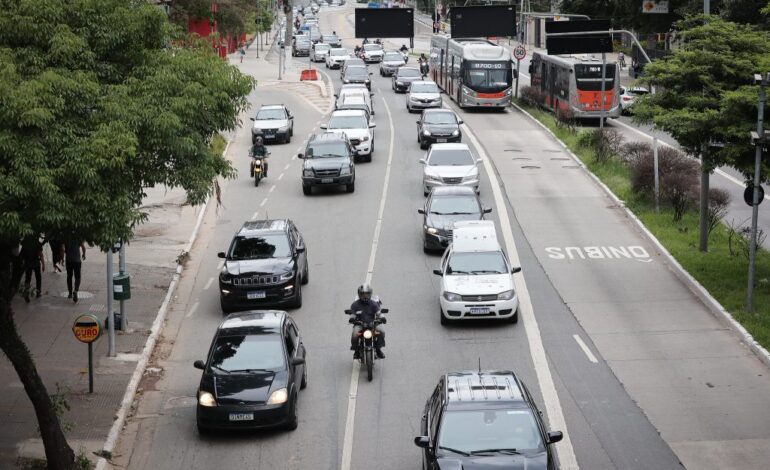 IPVA 2026: pagamento com desconto ou da 1ª parcela de veículos com placa final 8 termina nesta quarta-feira (21)