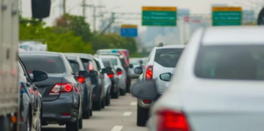 IPVA 2026: pagamento com desconto ou da 1ª parcela de veículos com placa final 4 termina nesta quinta (15)