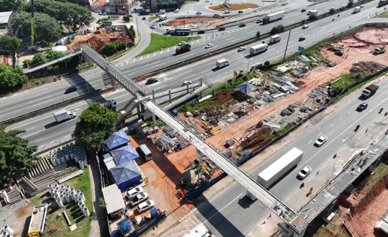 Interdição de passarela no km 26 da Castello Branco começa sábado (28) em Barueri