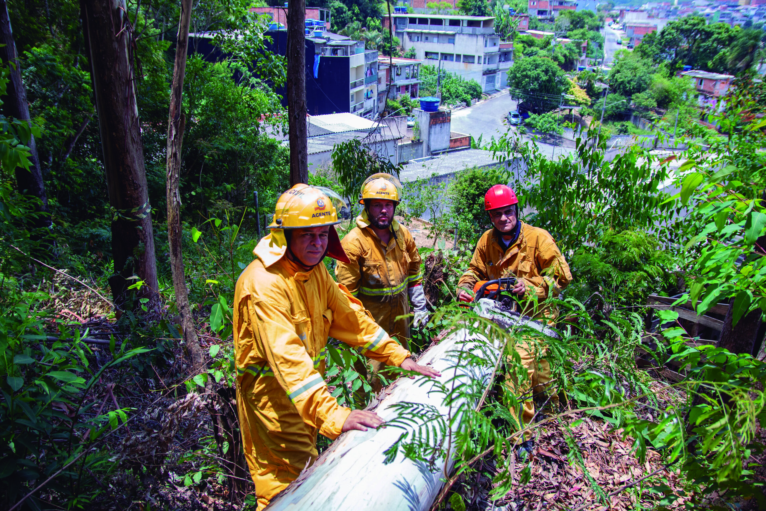 Defesa Civil atua para proteger Santana de Parnaíba durante as chuvas