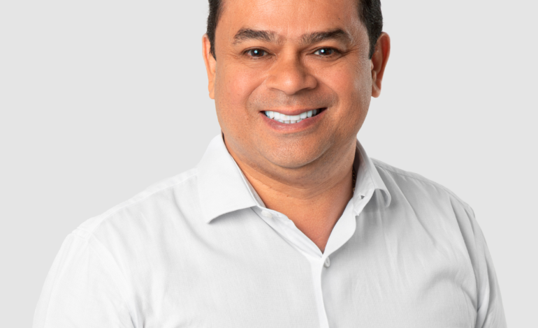 Prefeito Teco recebe título de Prefeito Inovador 2026 por uso de drones no combate à dengue