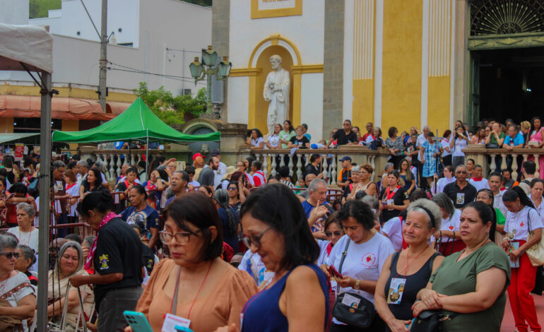 PIRAPORA DO BOM JESUS ACOLHE A 8ª ROMARIA DO APOSTOLADO DA ORAÇÃO DE CAMPO LIMPO