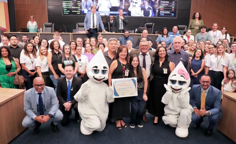 Lançamento de campanha de imunização mobiliza população na Câmara de Barueri