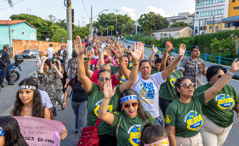 Marcha para Jesus reúne fiéis em Itapevi com caminhada de fé e grande show gospel