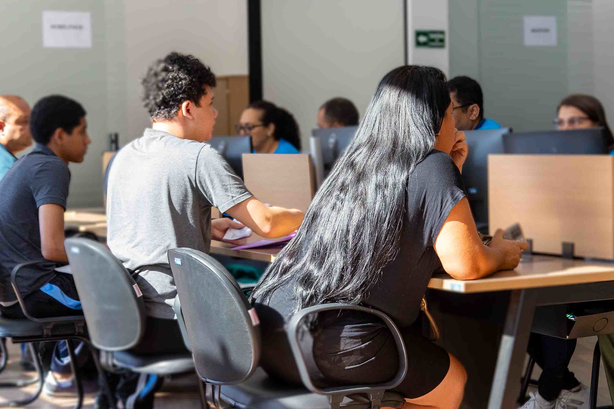 Itapevi oferece mais de 1,2 mil vagas de emprego nesta semana