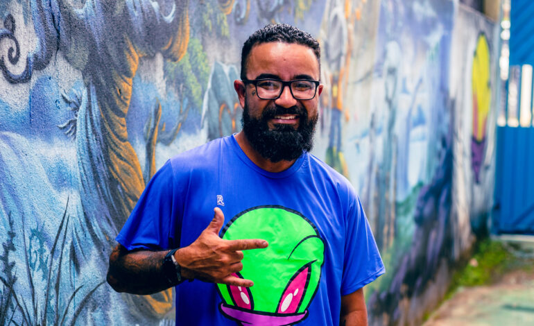 Prefeitura de Carapicuíba promove a experiência artística “Uma Exposição de Outro Mundo” no Plaza Shopping