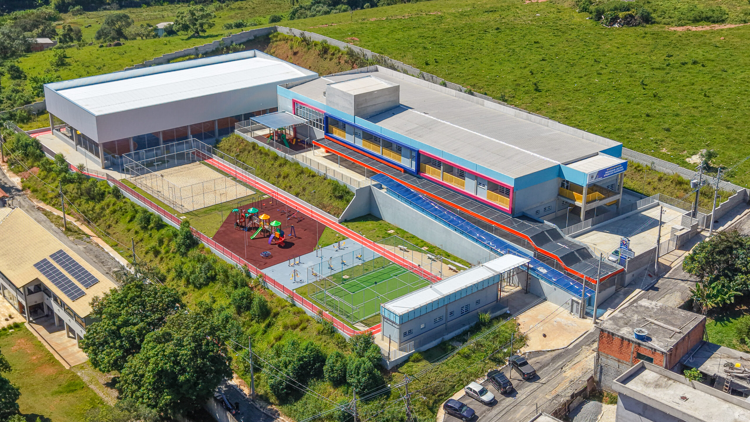 Prefeitura de Santana de Parnaíba inaugura o Colégio Municipal Professor Jailton Aparecido Rodrigues e o Parque Municipal do Suru neste sábado (28/3)